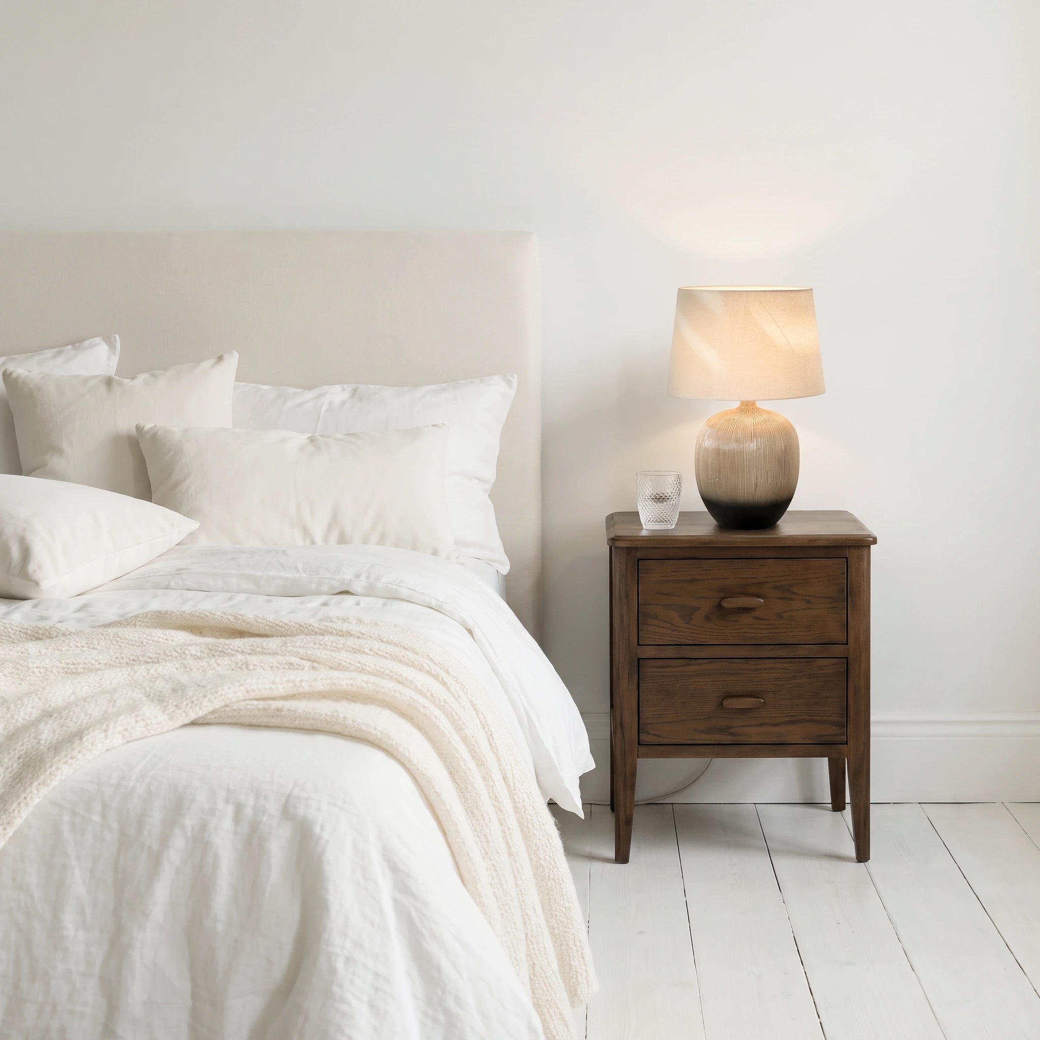 Edda Ceramic Table Lamp