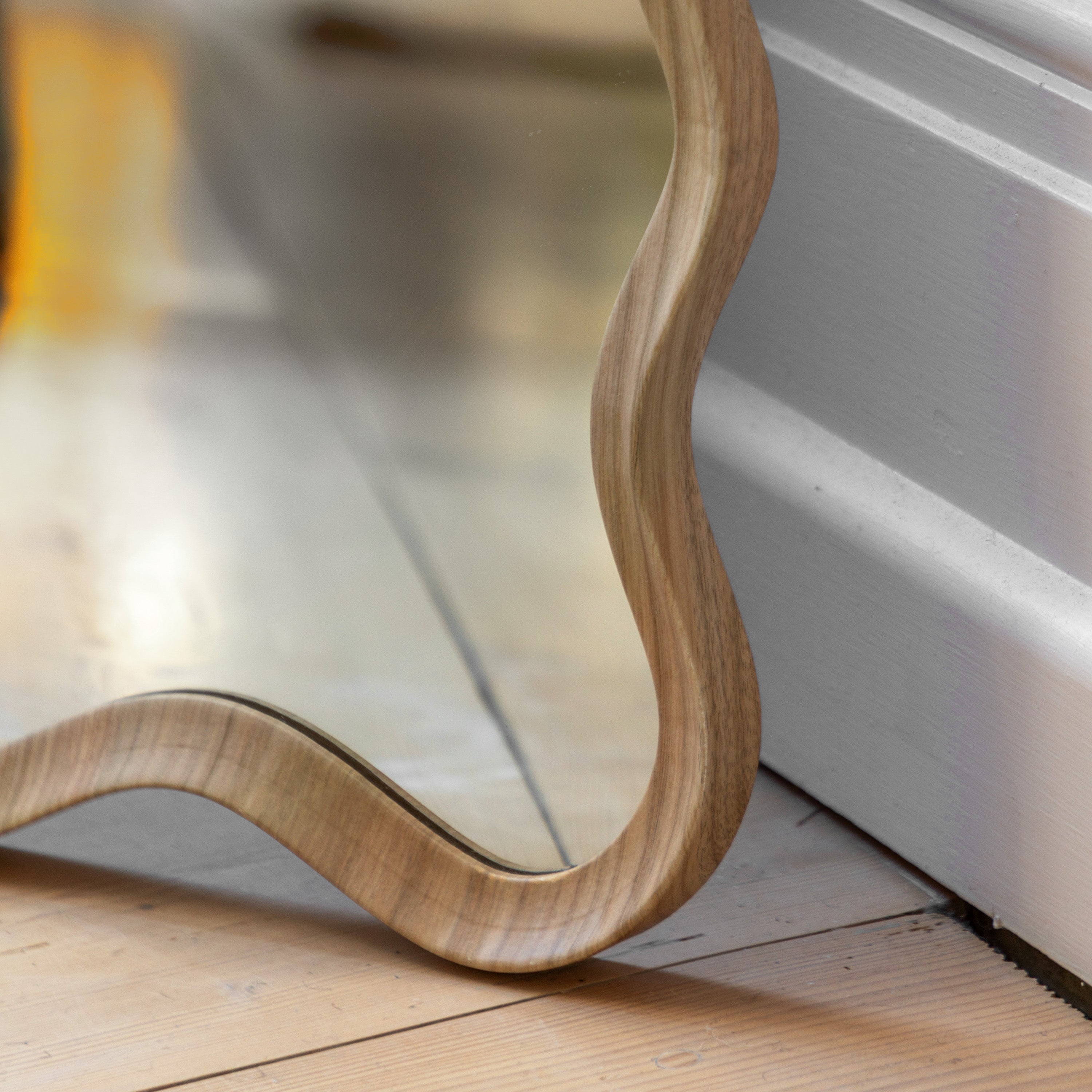Wiggle Leaner Mirror Oak - detail and lifestyle view 4