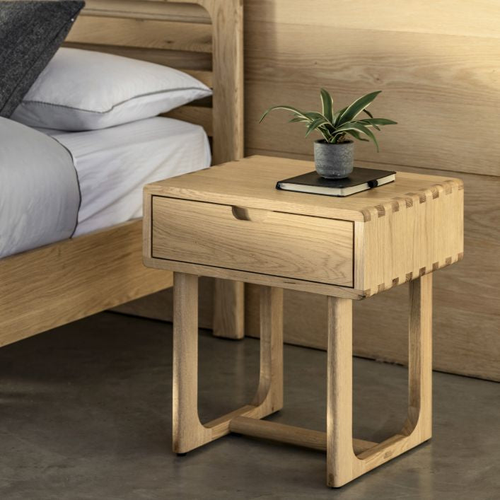 Artisan oak bedside table with single drawer and traditional construction | malletandplane.com