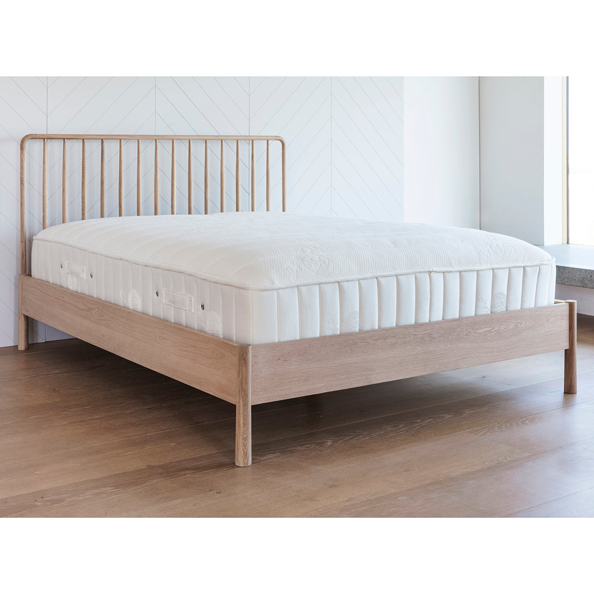 Axel natural oak double bed with spindle details in vernacular style | malletandplane.com