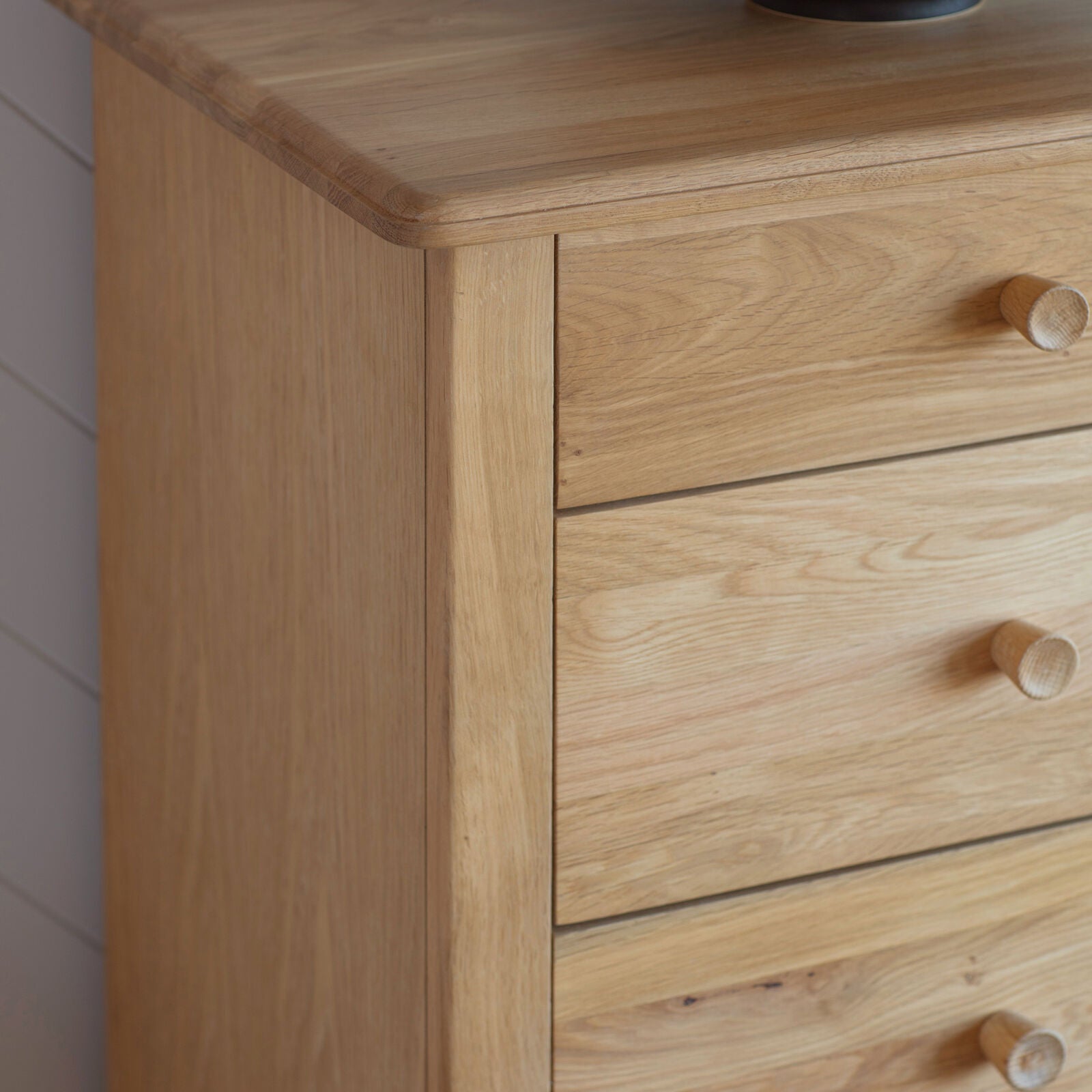 Axel Nordic style natural oak 5 drawer chest of drawers | malletandplane.com