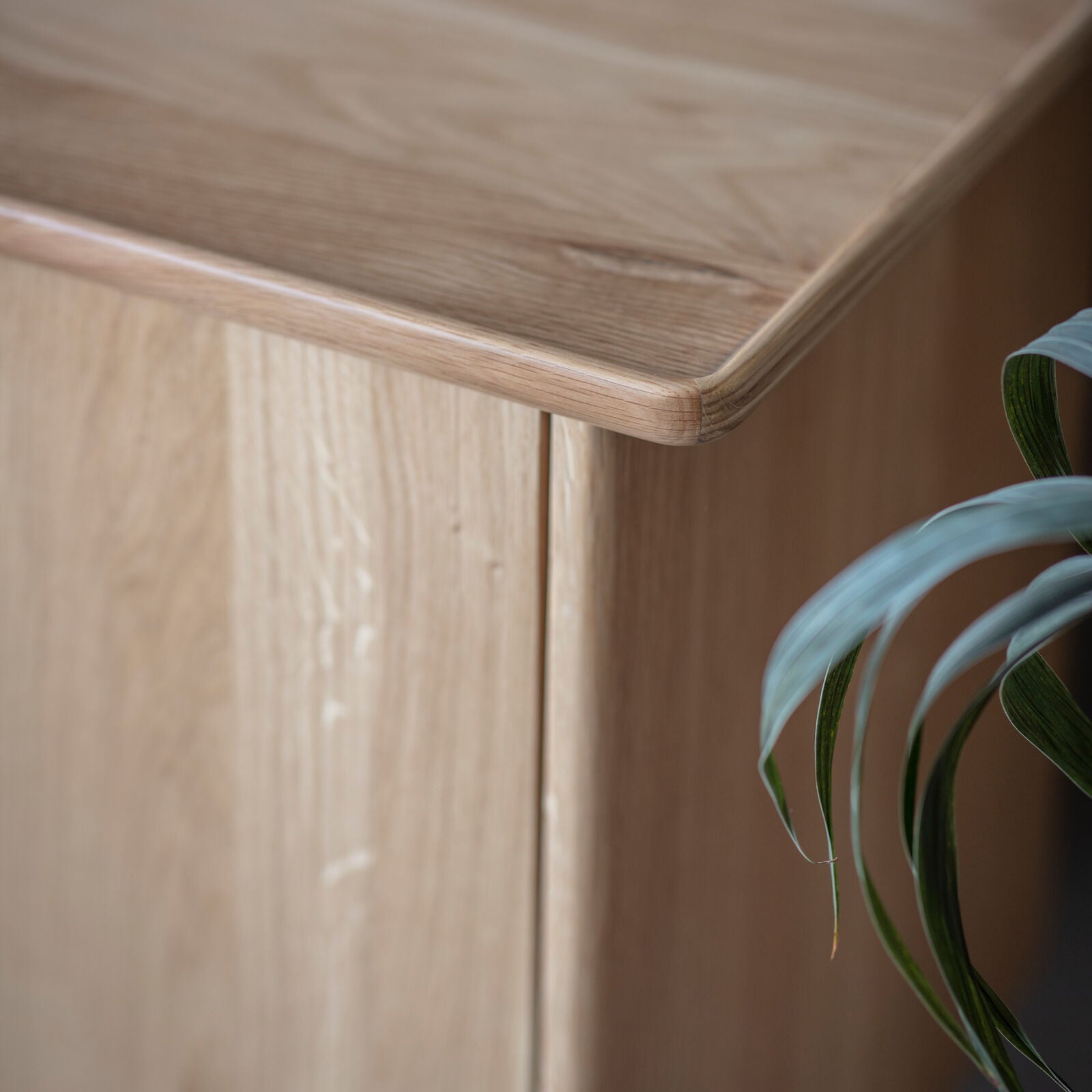 Alfie oak sideboard with 3 drawers and 2 cupboards and a choice of black or natural handles | malletandplane.com