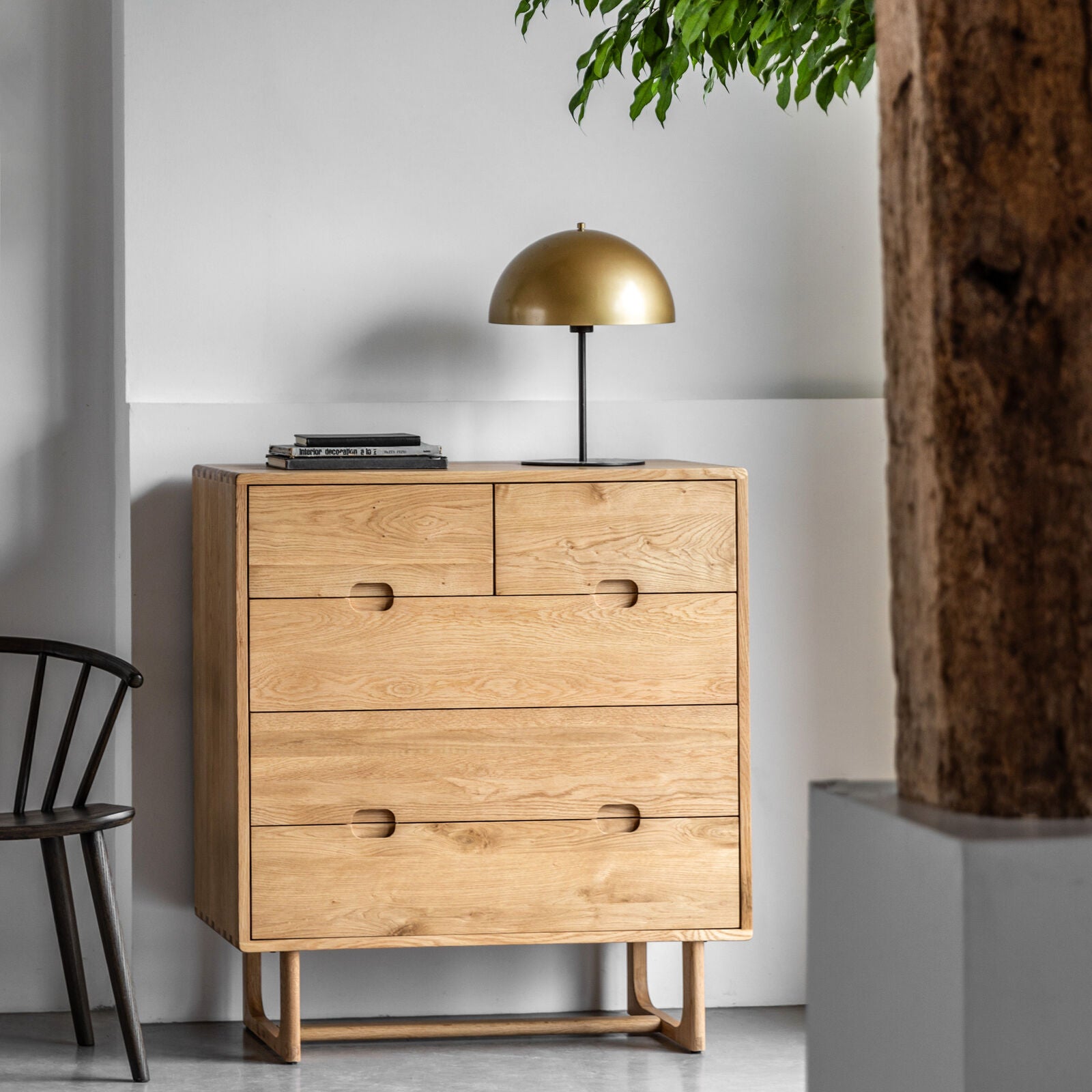 Kantu 5 drawer chest of drawers in oak with traditional jointing | malletandplane.com