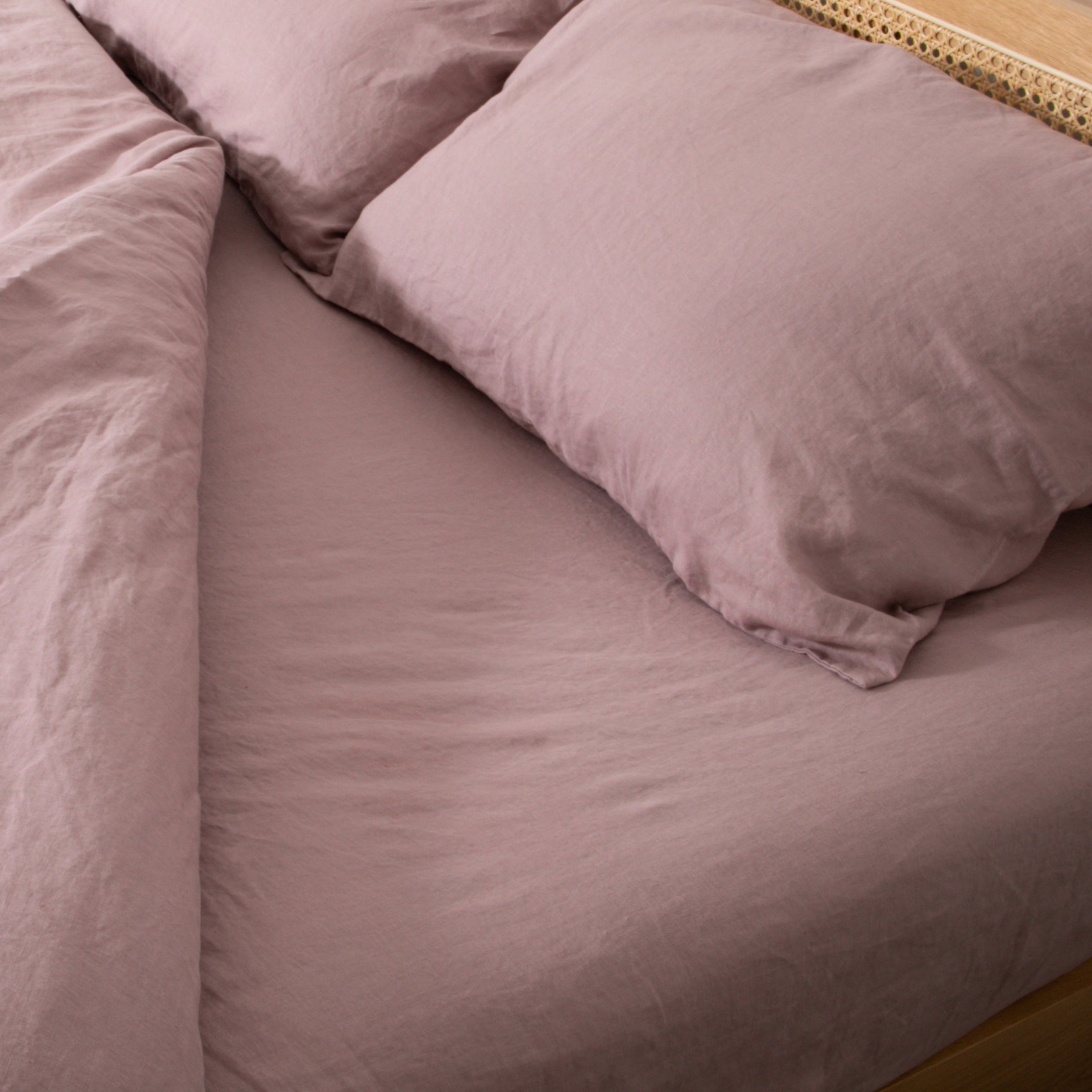 Native Linen Double Fitted Sheet - Blush | malletandplane.com