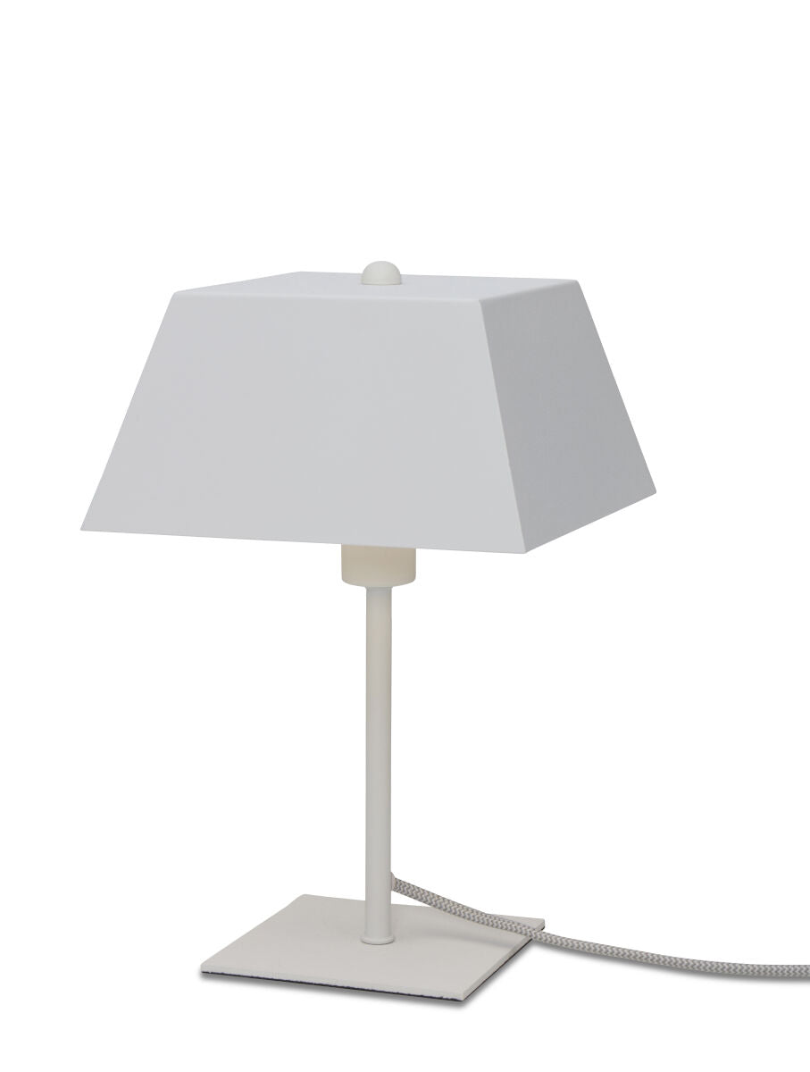 Perth retro inspired table lamp in white finish | malletandplane.com