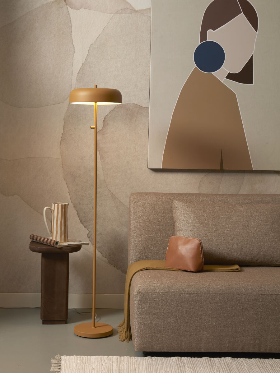 Porto metal floor lamp in matte mustard finish | malletandplane.com