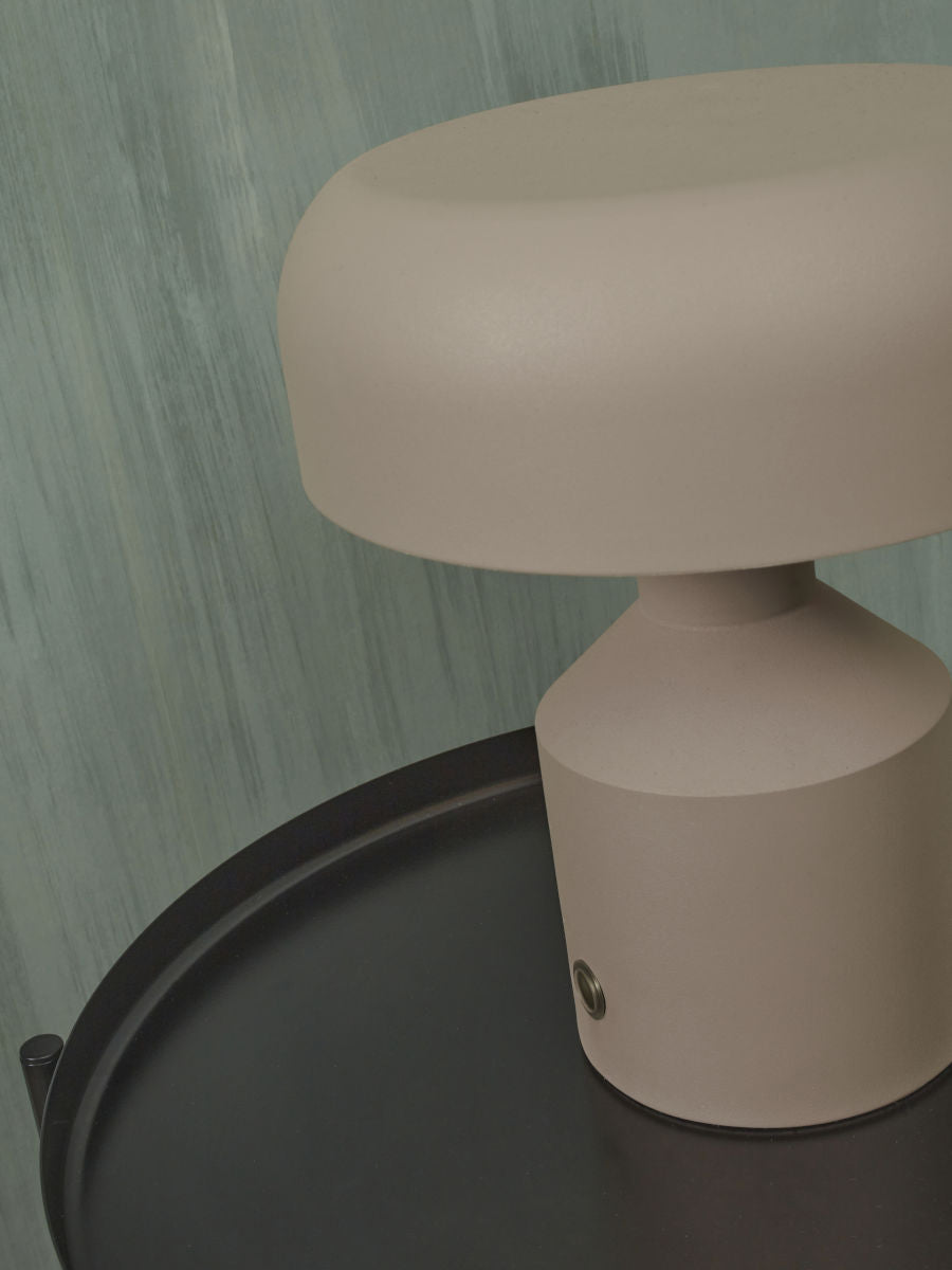 Porto metal table lamp with a mushroom silhouette in black, sand or terracotta | malletandplane.com